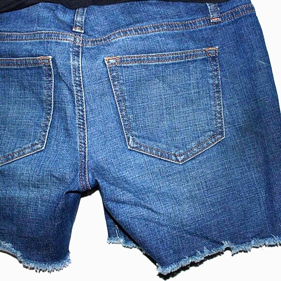 Sonoma Maternity Jean Shorts Size 2 – Distressed  Hem, Stretch Panel THRASHED - Picture 5 of 9